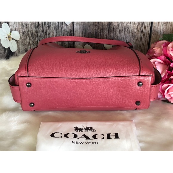 SOLD!! ⚠️Coach Edie 31 Leather Handbag in Rouge - Picture 6 of 8